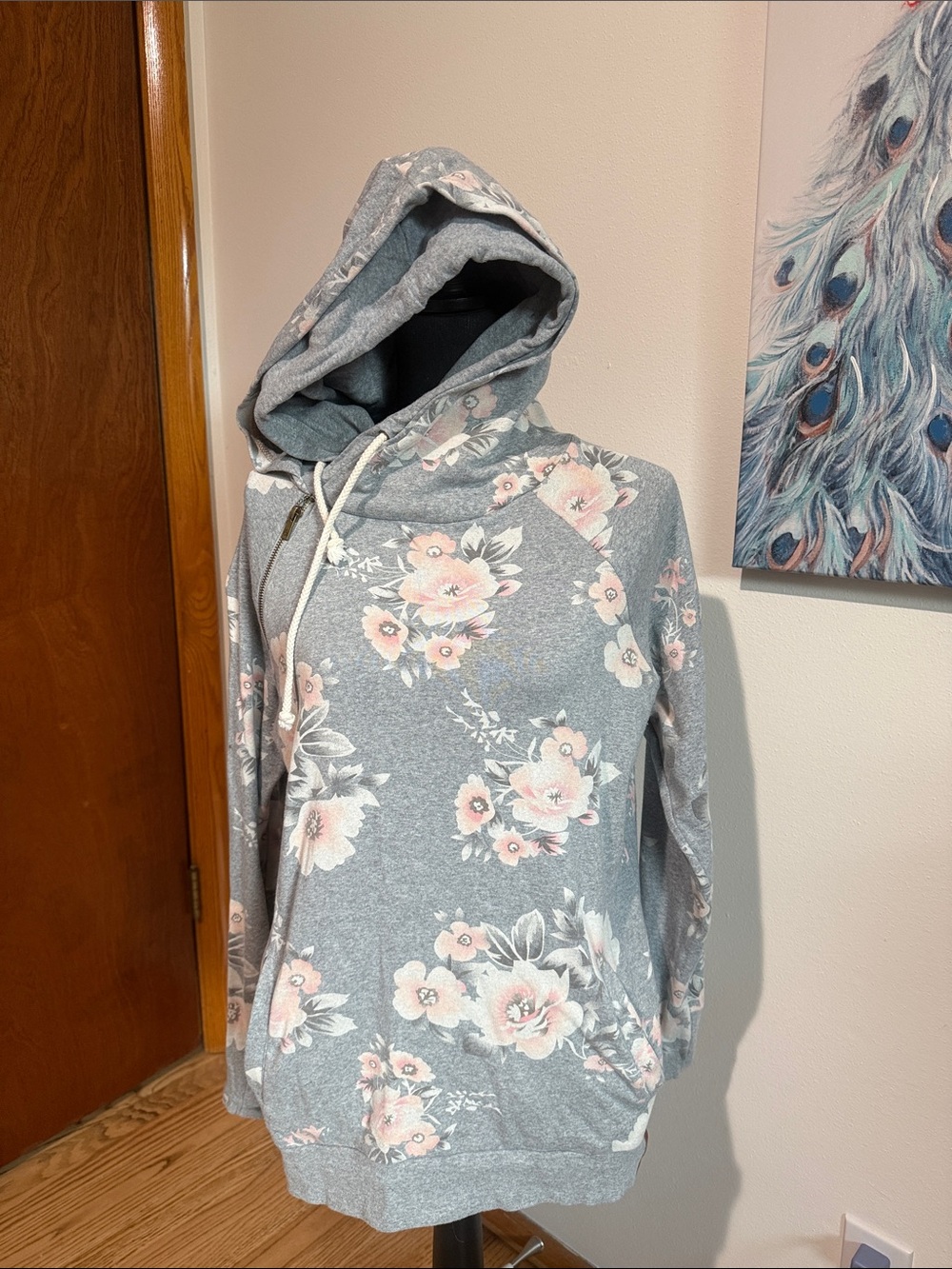 AMPERSAND AVE Gray Double Hood Sweatshirt in Floral Print